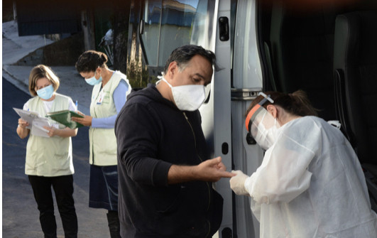 Testes em domicílio mostram 2,1% de casos sem sintomas