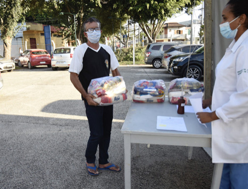 Agentes identificam famílias vulneráveis