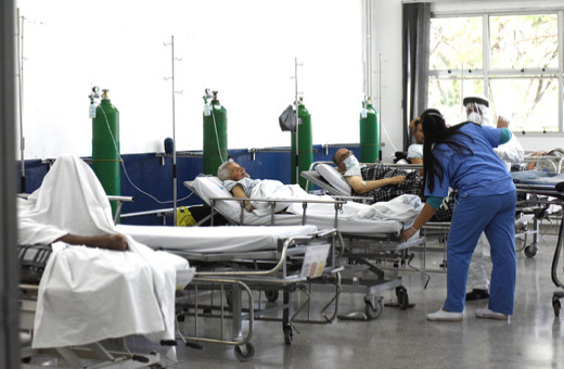 Hospital de Campanha completa 35 dias