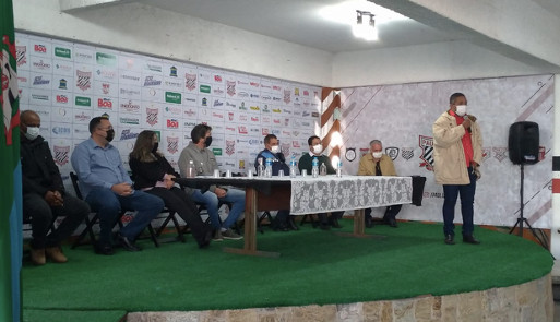 Joaci Silva toma posse na presidência da Liga Jundiaiense de Futebol
