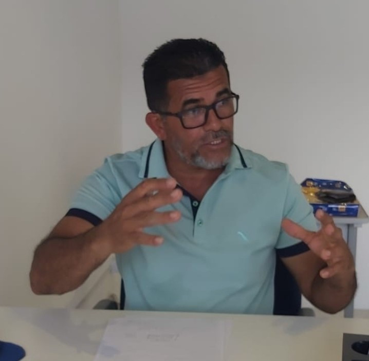 Assembleia decide que motoristas podem voltar a dirigir e cobrar ao mesmo tempo