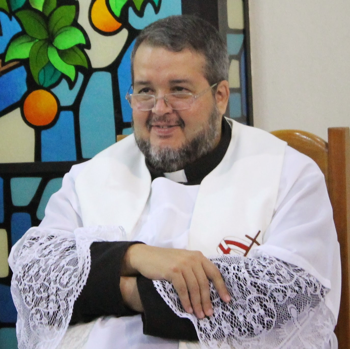 Em reunião, que está marcada para esta quarta-feira (13), o bispo vai receber conselheiros e, deles, uma carta de reclamação sobre o padre Clóvis Wilson Fontenla (foto). O padre, além de capelão do Hospital São Vicente, agora é o presidente de seu Conselho Gestor