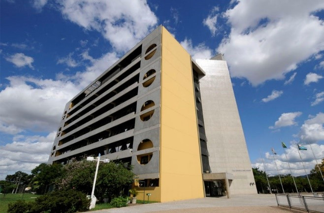 Índice pedido para reajuste do Cartão Alimentação também é de 20%. Entidade pede ainda a alteração na data-base da categoria de maio para janeiro de cada ano