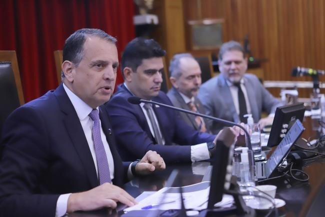 Iprejun faz descontos consignados sem autorização dos aposentados. Dinheiro vai para o Sindserjun